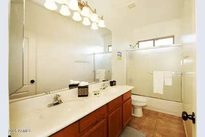 239 W Desert Avenue, Gilbert, AZ 85233 - Photo 27