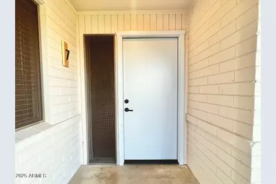 4917 E Holly, Phoenix, AZ 85008 - Photo 1