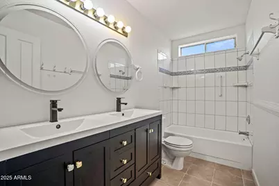 16412 N 33rd Avenue, Phoenix, AZ 85053 - Photo 17