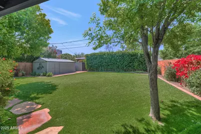 329 W Encanto Boulevard, Phoenix, AZ 85003 - Photo 23