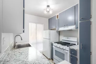 1701 W Tuckey Lane #230, Phoenix, AZ 85015 - Photo 1