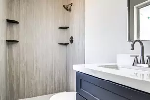 4870 W Almeria Rd, Phoenix, AZ 85035 - Photo 13