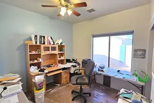 14946 S Avalon Rd, Arizona City, AZ 85123 - Photo 21