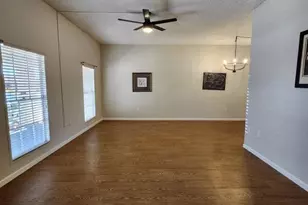 10922 W Welk Dr, Sun City, AZ 85373 - Photo 7