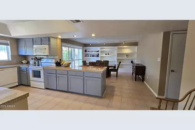 15843 E Palomino Boulevard, Fountain Hills, AZ 85268 - Photo 25