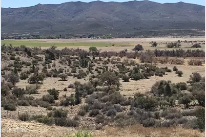 18351 S Peeples Valley Road #13, Peeples Valley, AZ 86332 - Photo 1