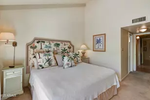 5738 N Scottsdale Rd, Scottsdale, AZ 85253 - Photo 9