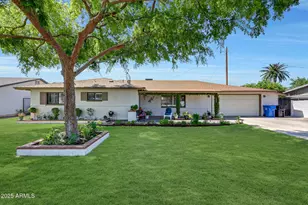 609 E Winter Dr, Phoenix, AZ 85020 - Photo 1