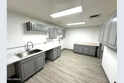 600 E University Drive, Mesa, AZ 85203 - Photo 11