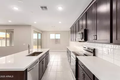 31619 N Shady Pasture Lane, San Tan Valley, AZ 85143 - Photo 13