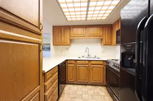 10330 W Thunderbird Blvd, Sun City, AZ 85351 - Photo 7