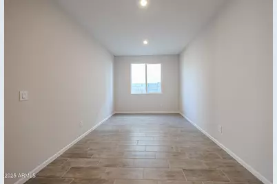 18110 W Creedance Boulevard, Surprise, AZ 85387 - Photo 17