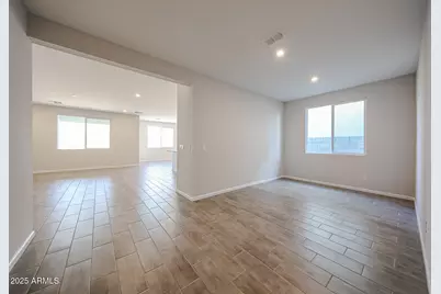 18110 W Creedance Boulevard, Surprise, AZ 85387 - Photo 15