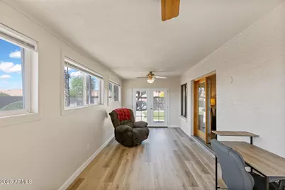 905 E Bluefield Avenue, Phoenix, AZ 85022 - Photo 3