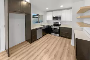 225 N Standage, Mesa, AZ 85201 - Photo 17