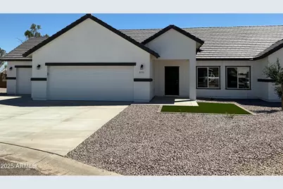 8350 W Encanto Lane, Arizona City, AZ 85123 - Photo 1