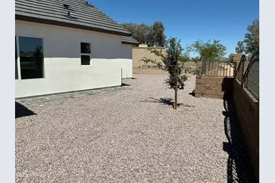 8350 W Encanto Lane, Arizona City, AZ 85123 - Photo 45