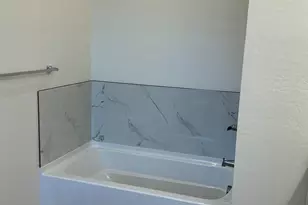 8350 W Encanto Ln, Arizona City, AZ 85123 - Photo 19