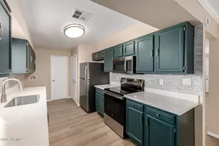 3136 W Voltaire Ave, Phoenix, AZ 85029 - Photo 9