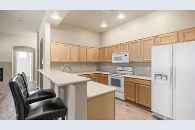 3131 E Legacy Drive #2055, Phoenix, AZ 85042 - Photo 9