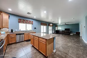 23104 W Kimberly Dr, Buckeye, AZ 85326 - Photo 11