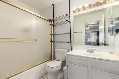6207 N 21st Drive, Phoenix, AZ 85015 - Photo 17