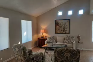 459 E Marigold Ln, Tempe, AZ 85288 - Photo 5