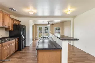 1836 W Las Palmaritas Dr, Phoenix, AZ 85021 - Photo 3