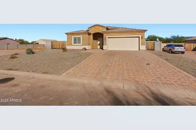 12432 W Madero Drive, Arizona City, AZ 85123 - Photo 1