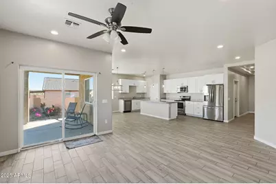 12432 W Madero Drive, Arizona City, AZ 85123 - Photo 5