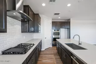 25109 N 171st Ave, Surprise, AZ 85387 - Photo 11