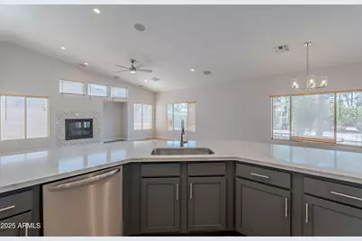 13305 W Colter Street, Litchfield Park, AZ 85340 - Photo 9