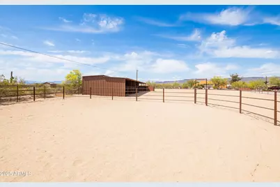 43011 N 18th Street, New River, AZ 85087 - Photo 9