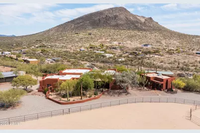 43011 N 18th Street, New River, AZ 85087 - Photo 1