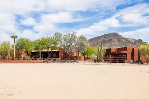 43011 N 18th St, New River, AZ 85087 - Photo 11