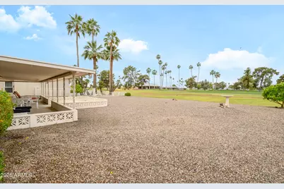 15430 N Bowling Green Drive, Sun City, AZ 85351 - Photo 37