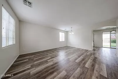 17681 W Molly Lane, Surprise, AZ 85387 - Photo 7