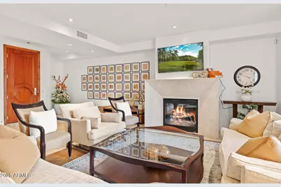 2402 E Esplanade Lane #204, Phoenix, AZ 85016 - Photo 11