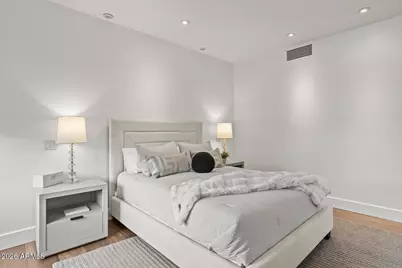2402 E Esplanade Lane #204, Phoenix, AZ 85016 - Photo 29