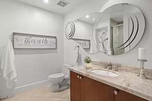 2402 E Esplanade Ln, Phoenix, AZ 85016 - Photo 31