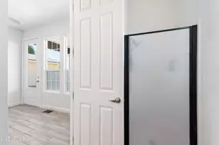 201 S Greenfield Rd, Mesa, AZ 85206 - Photo 15