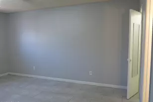 1130 E Butler Dr, Phoenix, AZ 85020 - Photo 17