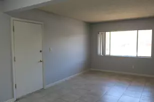 1130 E Butler Dr, Phoenix, AZ 85020 - Photo 9