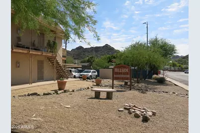 1130 E Butler Drive #B4, Phoenix, AZ 85020 - Photo 31