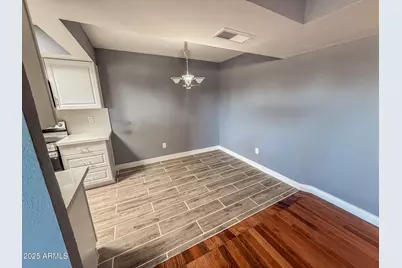 7903 N 61st Avenue, Glendale, AZ 85301 - Photo 11