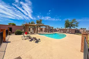 7903 N 61st Ave, Glendale, AZ 85301 - Photo 23