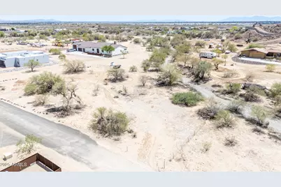 14617 W Pinnacle Vista Road #-, Surprise, AZ 85387 - Photo 11