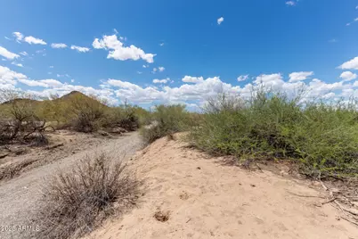 14617 W Pinnacle Vista Road #-, Surprise, AZ 85387 - Photo 9