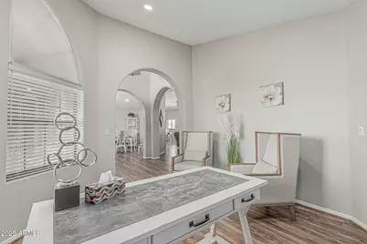 1207 E Clearview Drive, Casa Grande, AZ 85122 - Photo 7