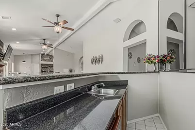 1207 E Clearview Drive, Casa Grande, AZ 85122 - Photo 11